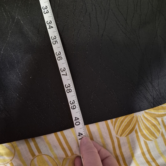 Elegant Black Spaghetti Strap Mini/Midi Dress - Picture 7 of 7